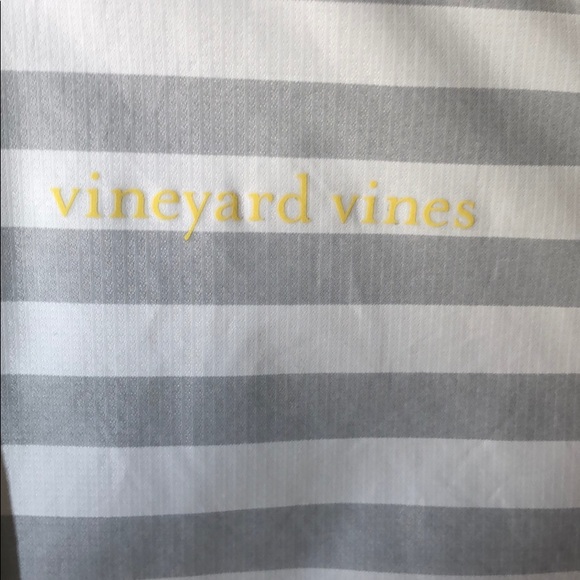 Vineyard Vines Rain Coat - Picture 2 of 8